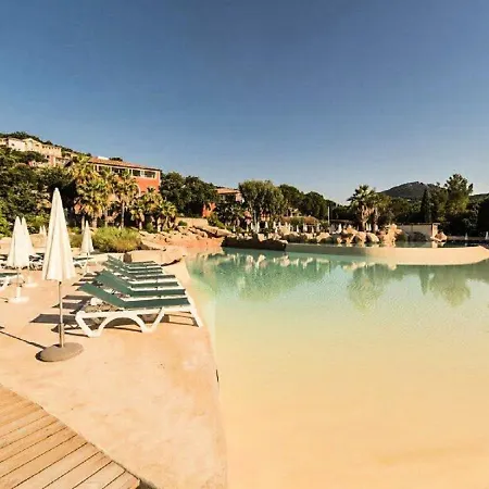Les Villas Aux Restanques Du Golfe De St-tropez - Maeva 그리모